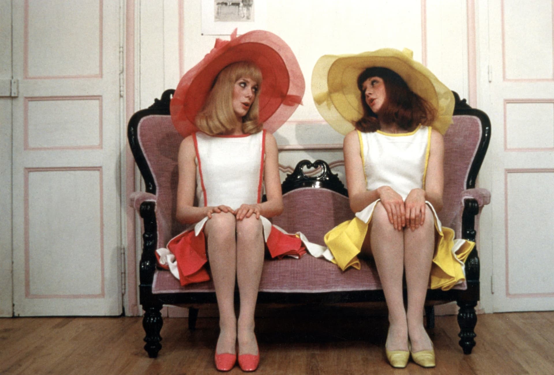 still van Les Demoiselles de Rochefort