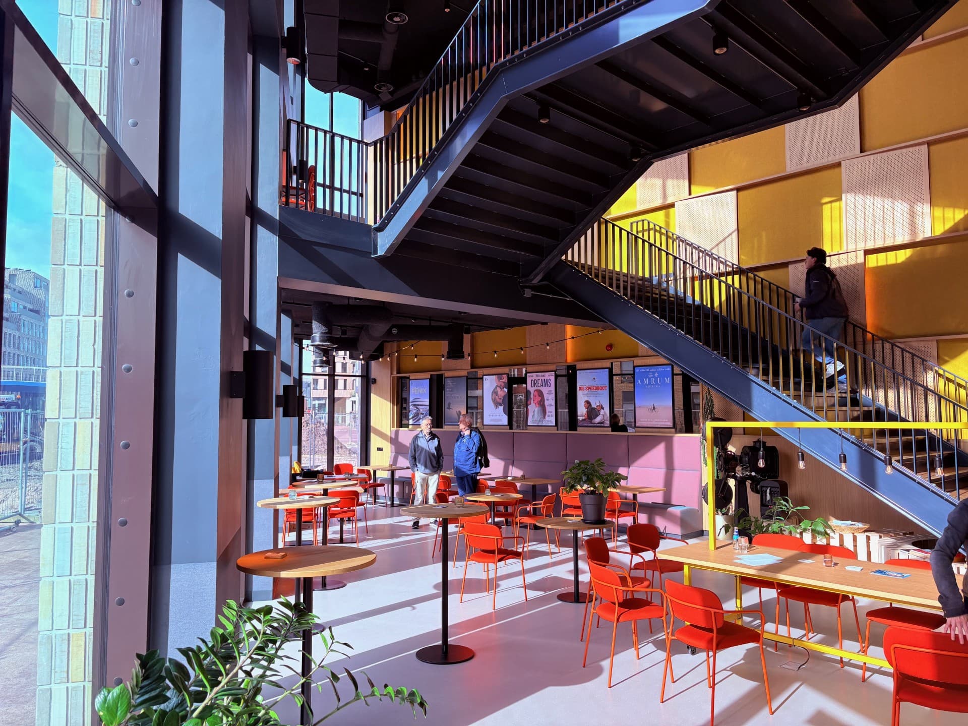 foto van de binnenkant van Filmhuis Lumen in Delft