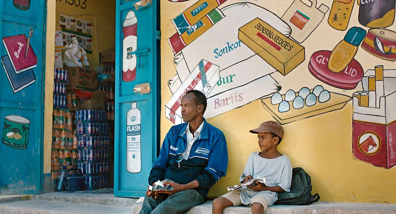 Still van de film The Village Next To Paradise