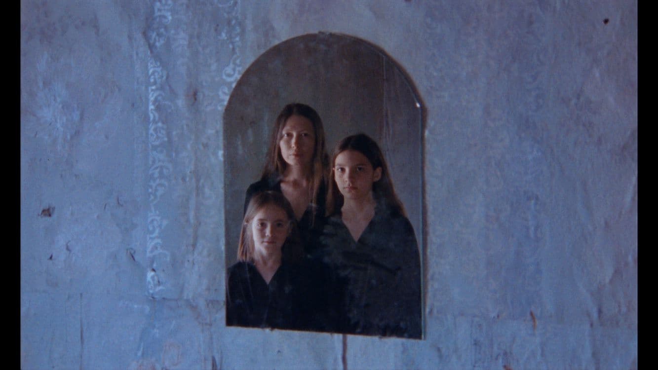 Still image